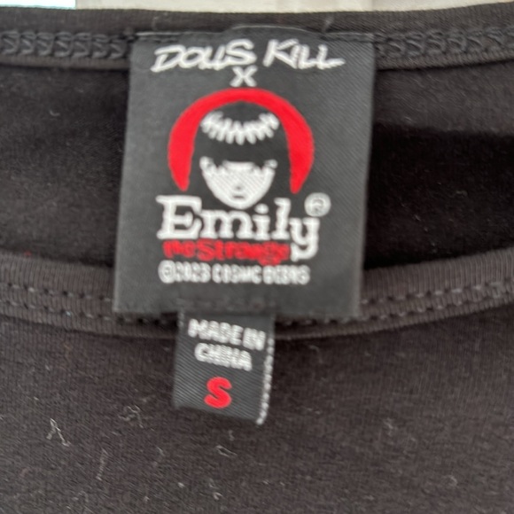 Dolls Kill Emily, the strange shirt - Picture 2 of 3